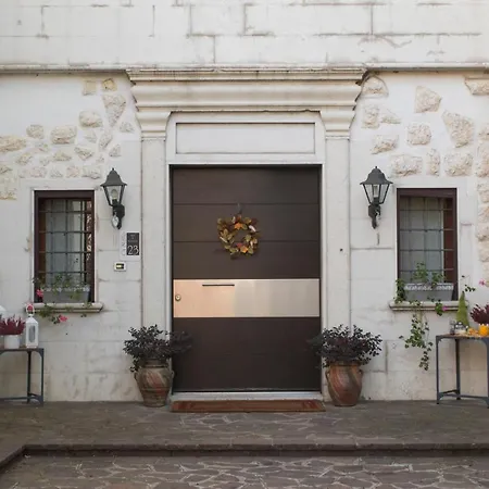 Ca'stello23 Bed & Breakfast *
